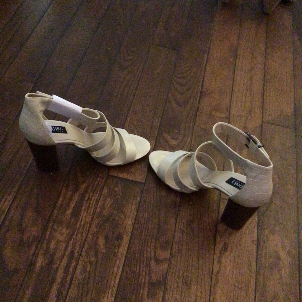 Sandles bone